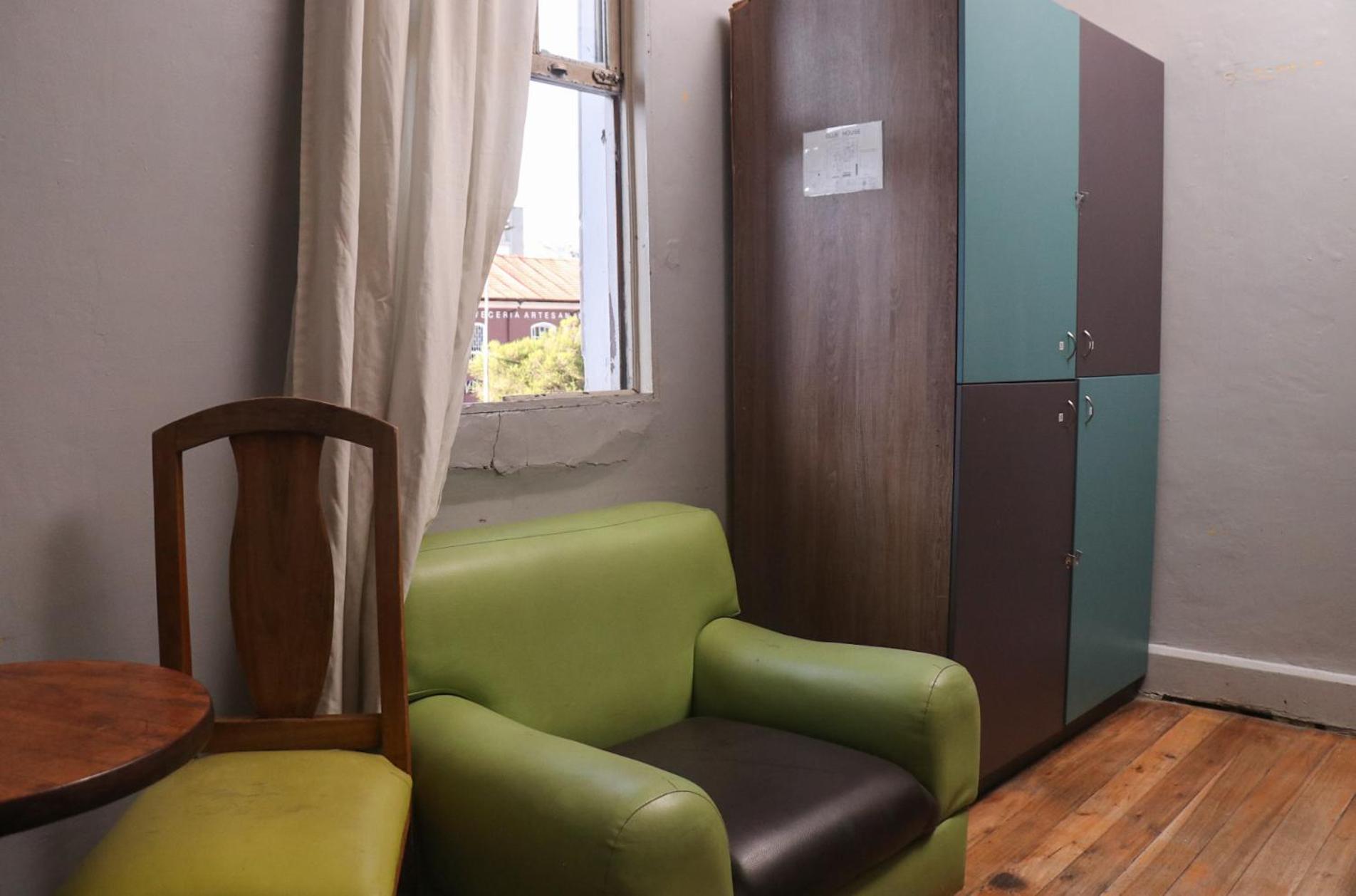 Blue House Youth Hostel Кито Экстерьер фото