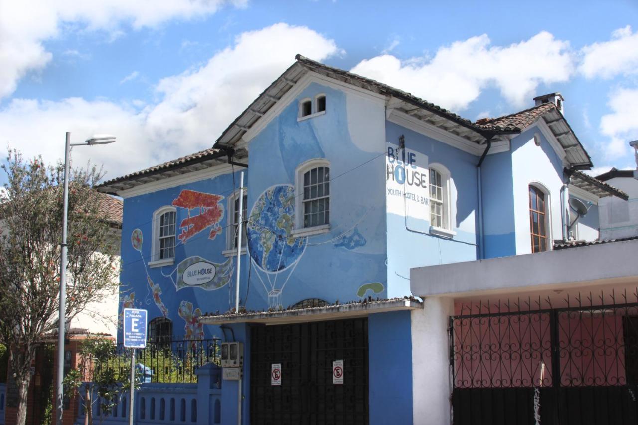 Blue House Youth Hostel Кито Экстерьер фото