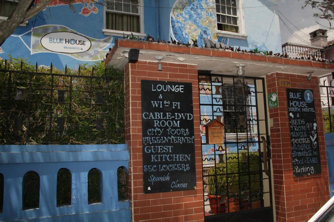 Blue House Youth Hostel Кито Экстерьер фото
